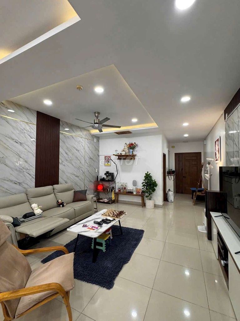 Rent the apartment of three bedrooms. DecorfullNT House* BellezaQ7*124 m2.4 million