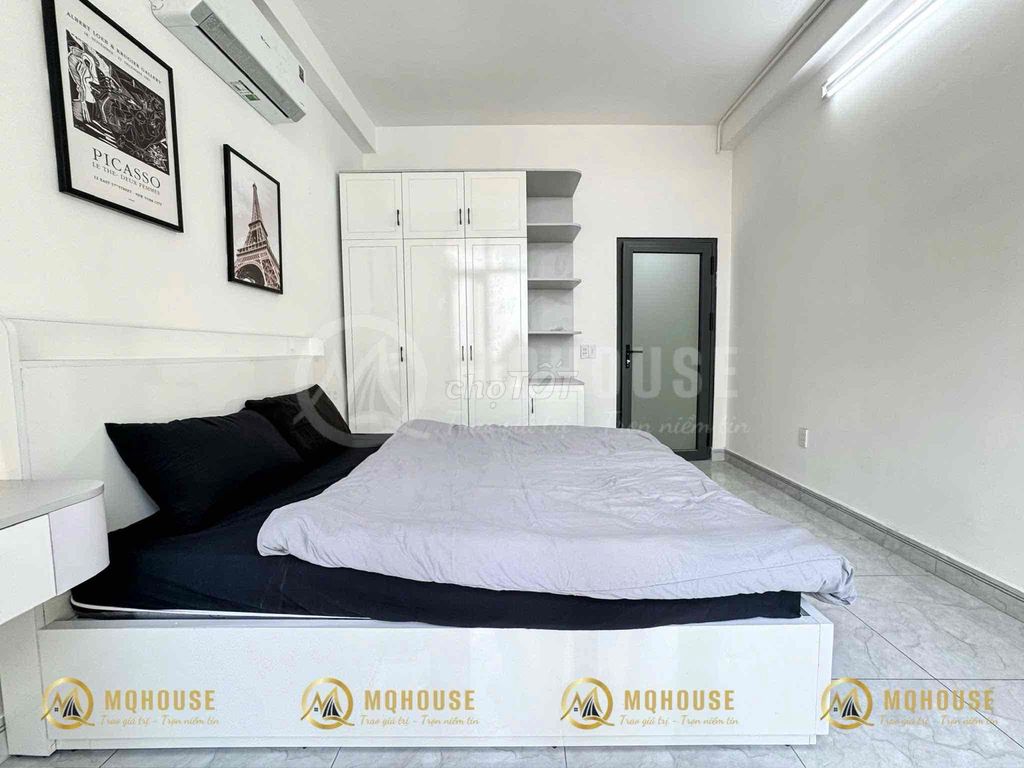 Superscop. A kitchen bedroom. A super open balcony in District 3.