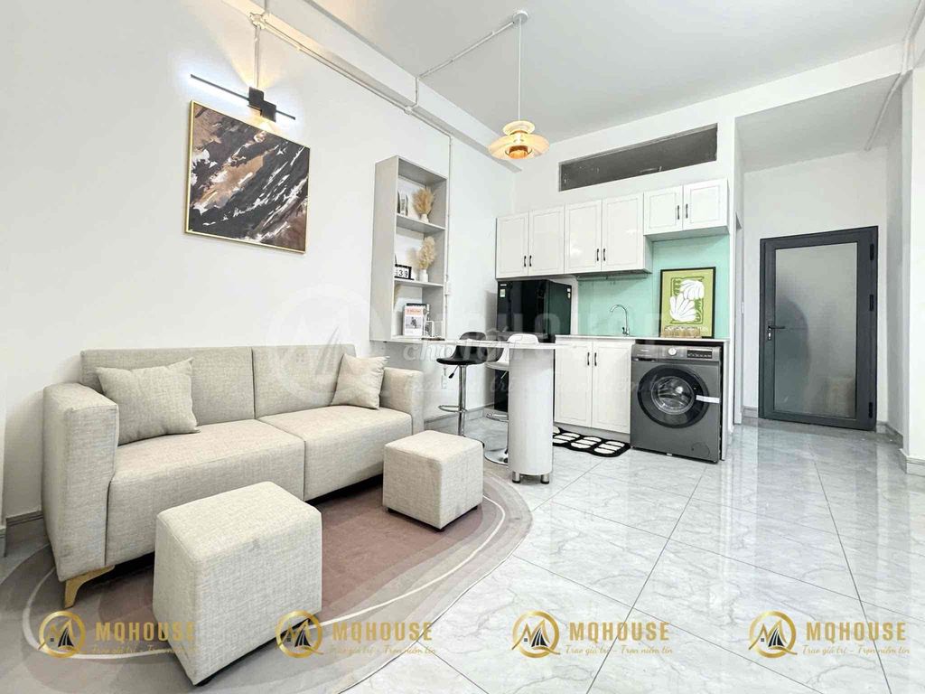 Superscop. A kitchen bedroom. A super open balcony in District 3.