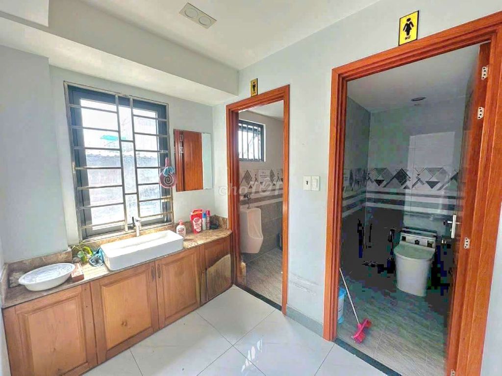 Rent the vp Lê Đình Cẩn, 19 million refrigerators, 5 bedrooms, elevators.