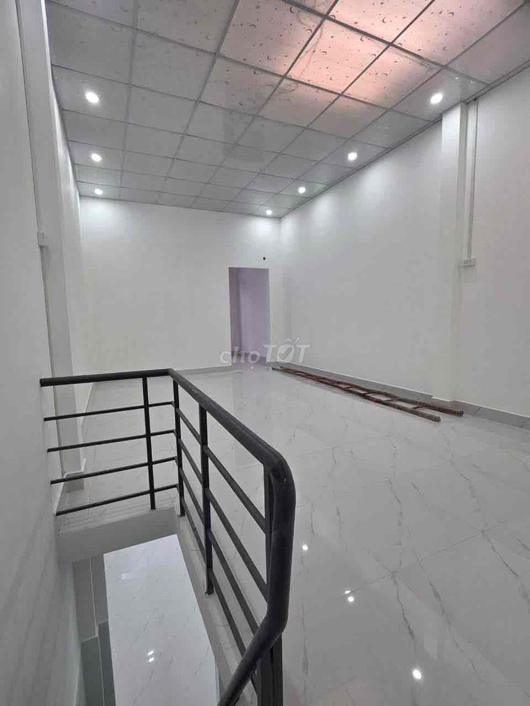 8 million-4 x11 M-1-2 floor bedroom- newChiến Lược market-side missile range