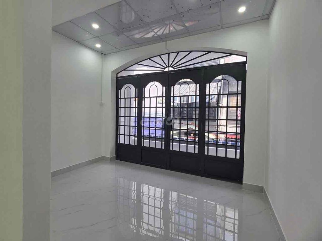 8 million-4 x11 M-1-2 floor bedroom- newChiến Lược market-side missile range