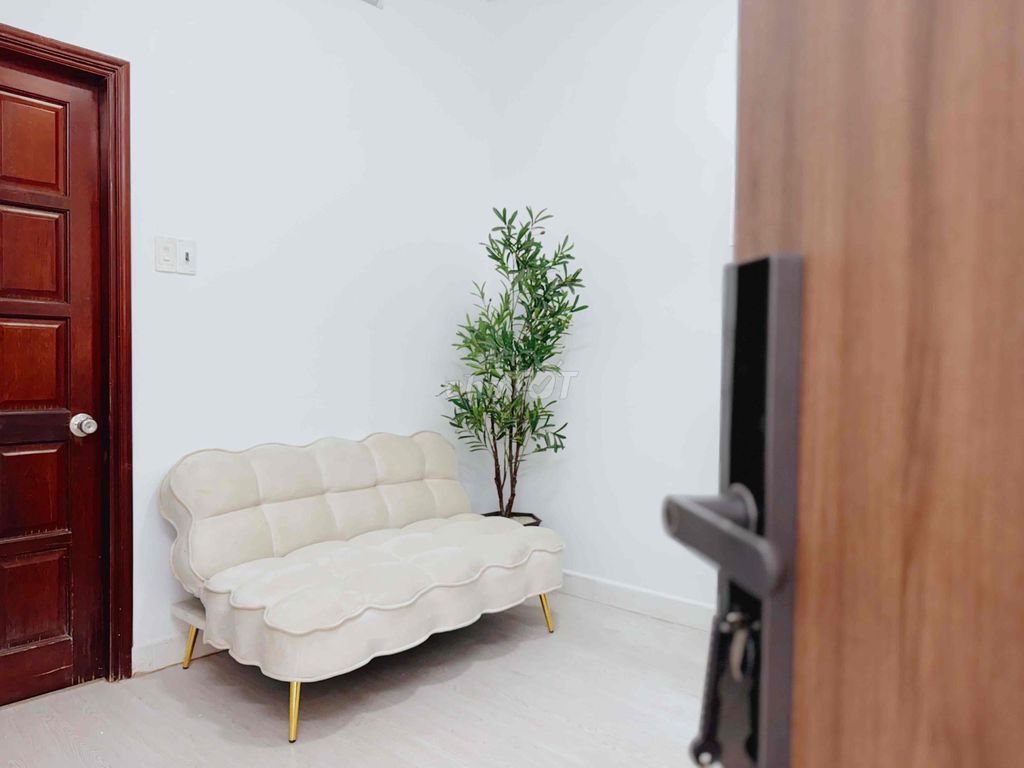 Rent a Huỳnh Văn Bánh bedroom, Phú Nhuận – balcony, window - 1