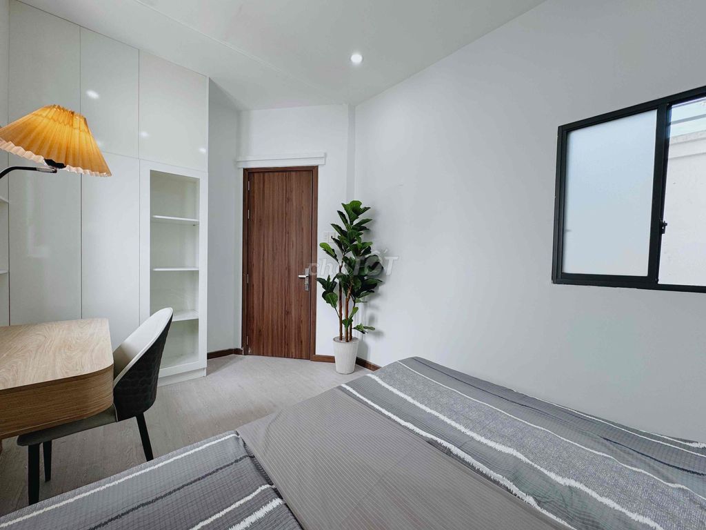Rent a Huỳnh Văn Bánh bedroom, Phú Nhuận – balcony, window - 1