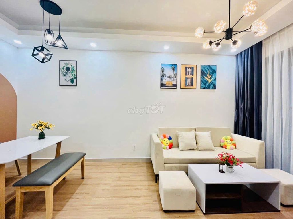 Renting District 7 Riverside Đào Trí, two bedrooms, two full-on Full's toilets, 12 million.