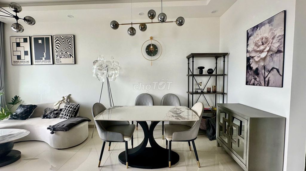 Renting District 7 Riverside Đào Trí, two bedrooms, two full-on Full's toilets, 12 million.