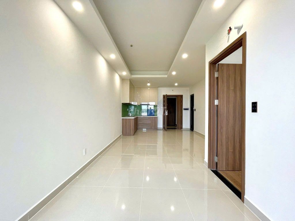 District 7 Riverside Đào Trí, renting an empty bedroom for only 8.5 million.