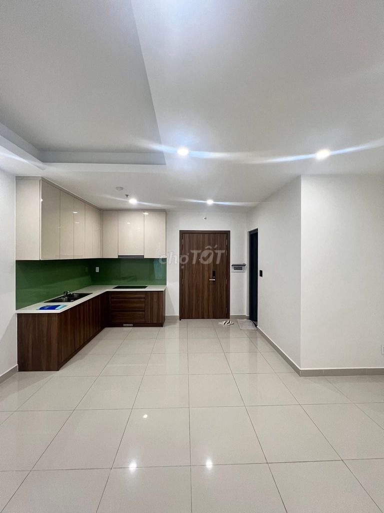 District 7 Riverside Đào Trí, renting an empty bedroom for only 8.5 million.