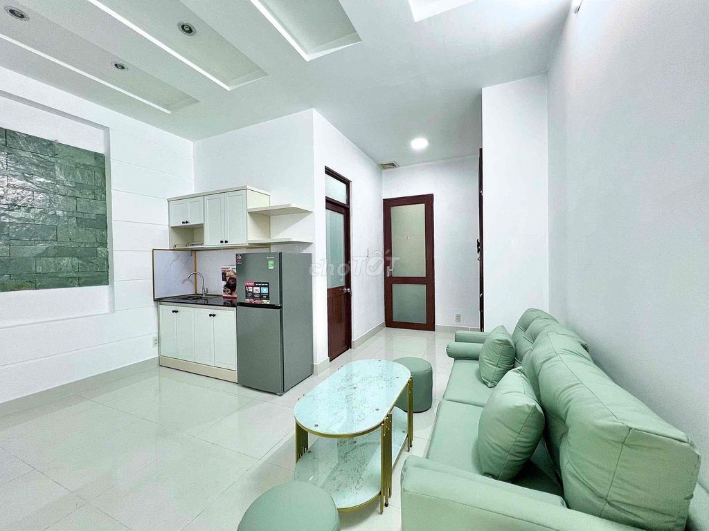 Rent a full-in-the-center bedroom in the middle of the 8th district.