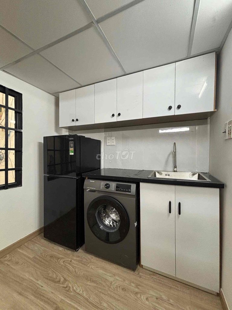 Rent a new room with a new guard and build it cheaply near Lotte, tdtu, Open University.