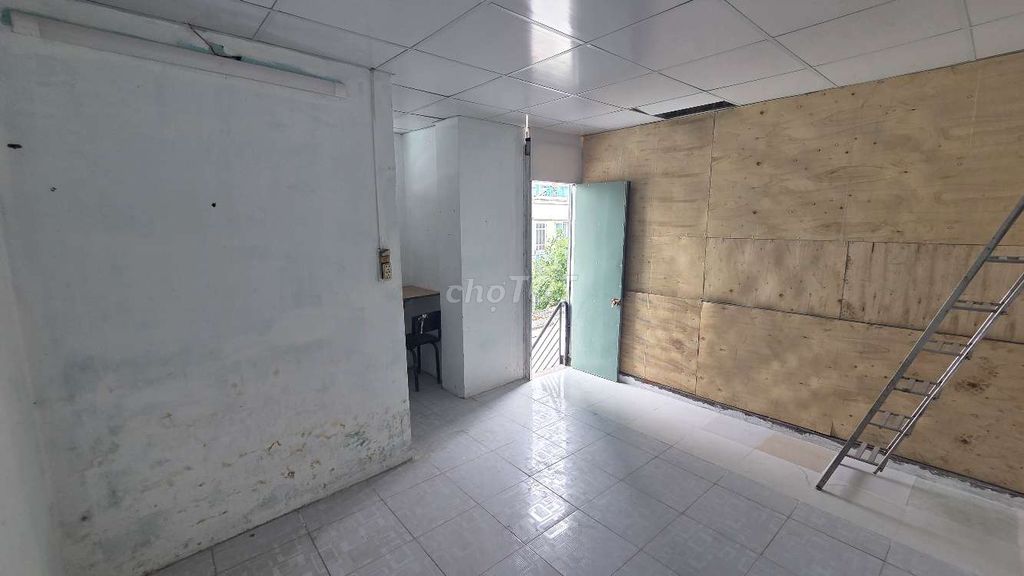 A student's hotel room.