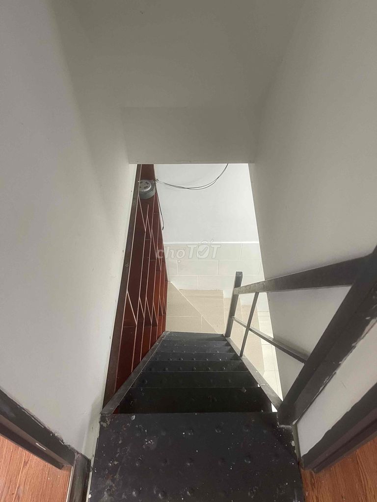Rent 40 meters.