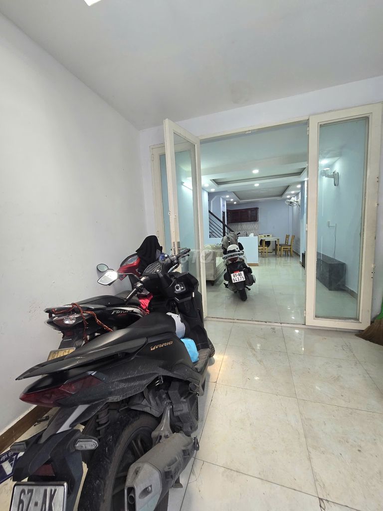 Renting Nguyễn Tư Giản, Gò Vấp motorways