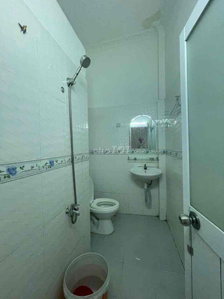 Rent 136 Street. Lê Văn Thọ-711 Gò Vấp.
