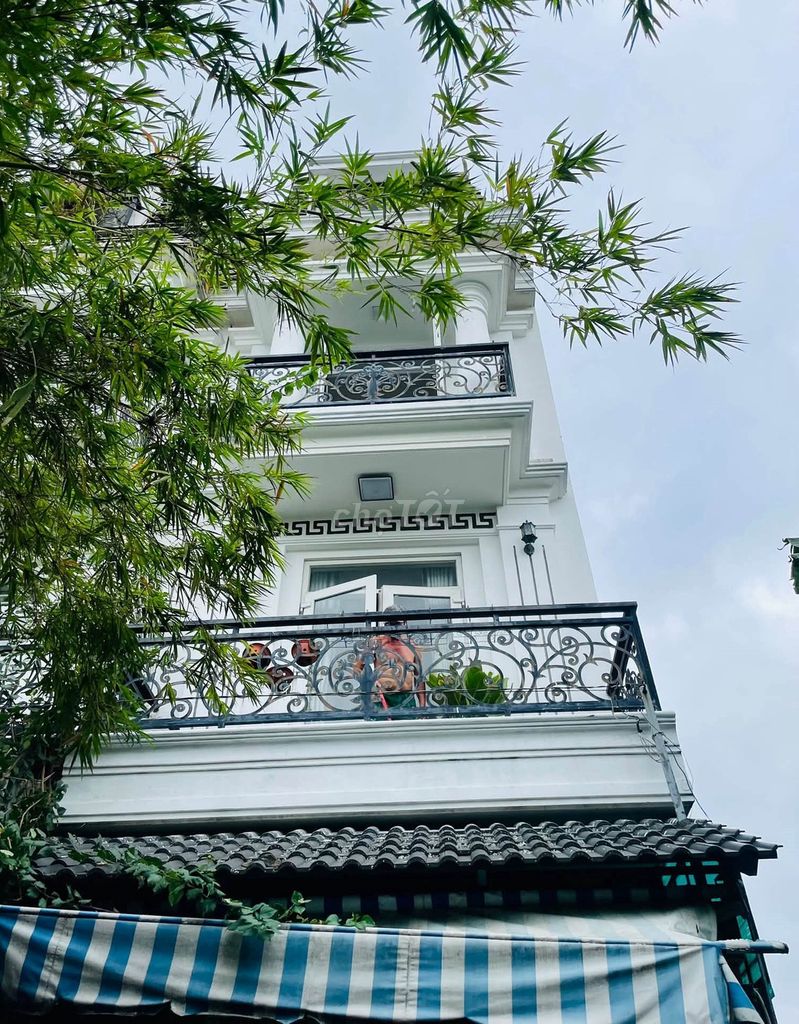 Send an 80-foot-one apartment. Three-thirty-eight-four-ways Hiệp Bình Chánh Thủ Đứcm Street.