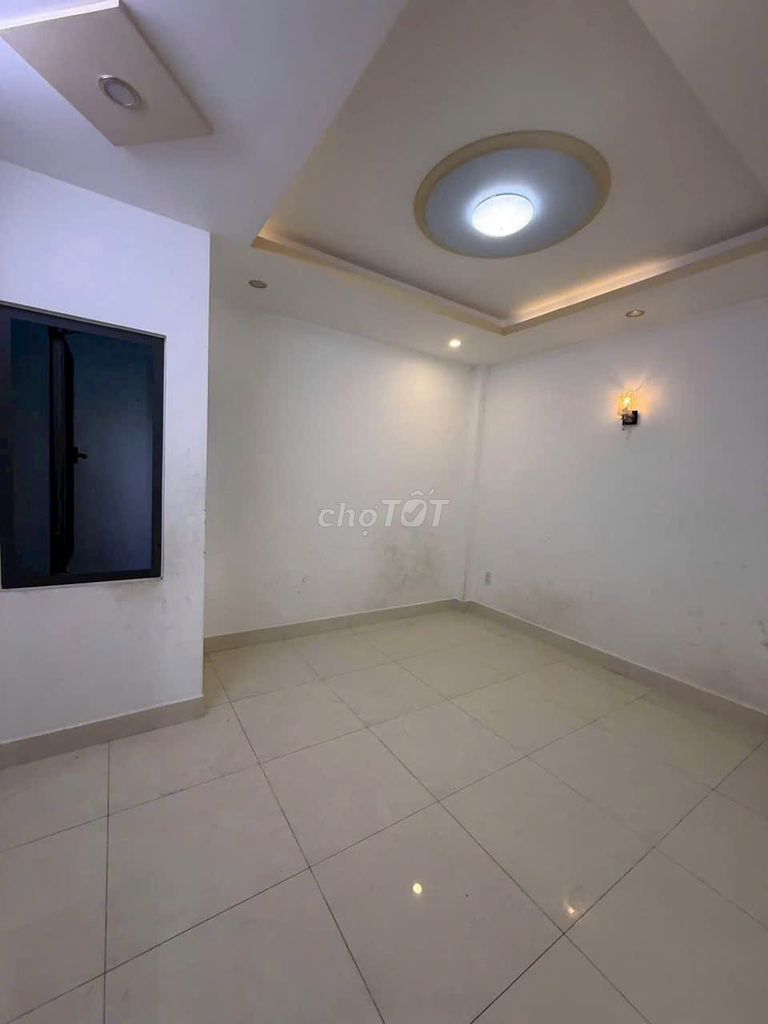Rent the original apartment-- Car alley 618 Quang Trung, 18711 11, Gò Vấp