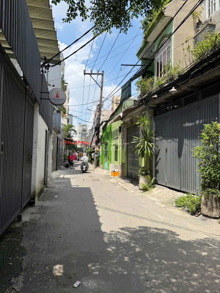 Rent the original apartment-- Car alley 618 Quang Trung, 18711 11, Gò Vấp