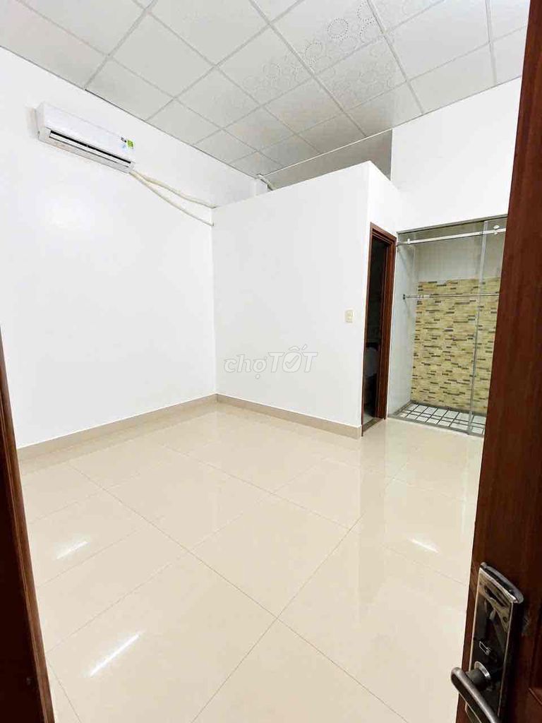 It's a nice rent, a large area of the road.