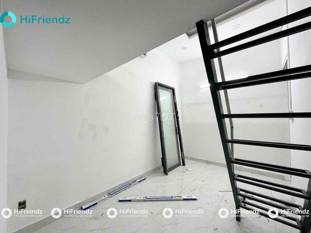 Opening 10 high-end living rooms, heading for Dương Quảng Hàm.