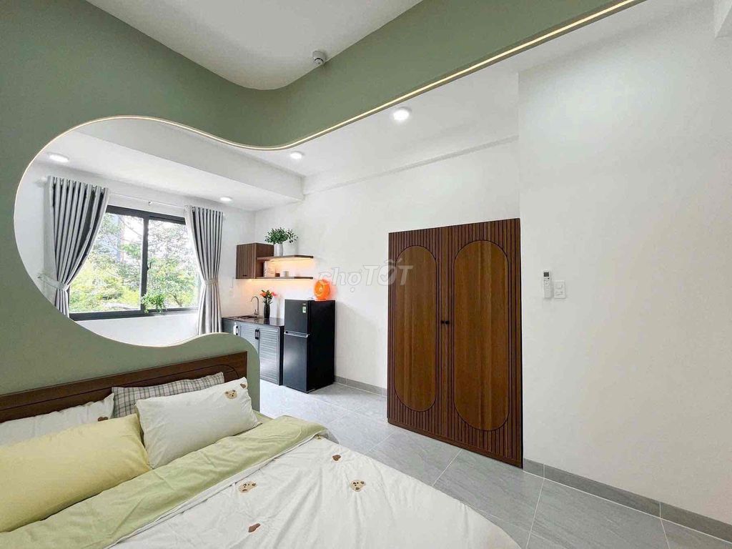 Rent the skylight studio right in the shower. It's a hell of a bargain.