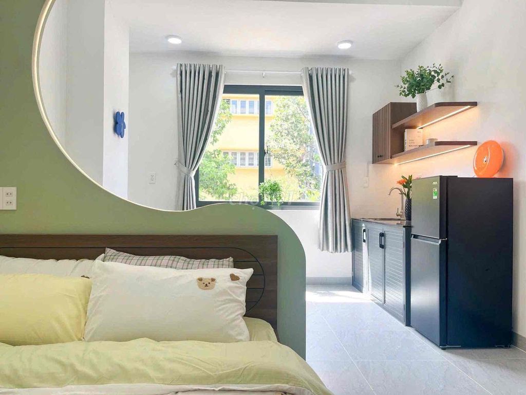 Rent the skylight studio right in the shower. It's a hell of a bargain.