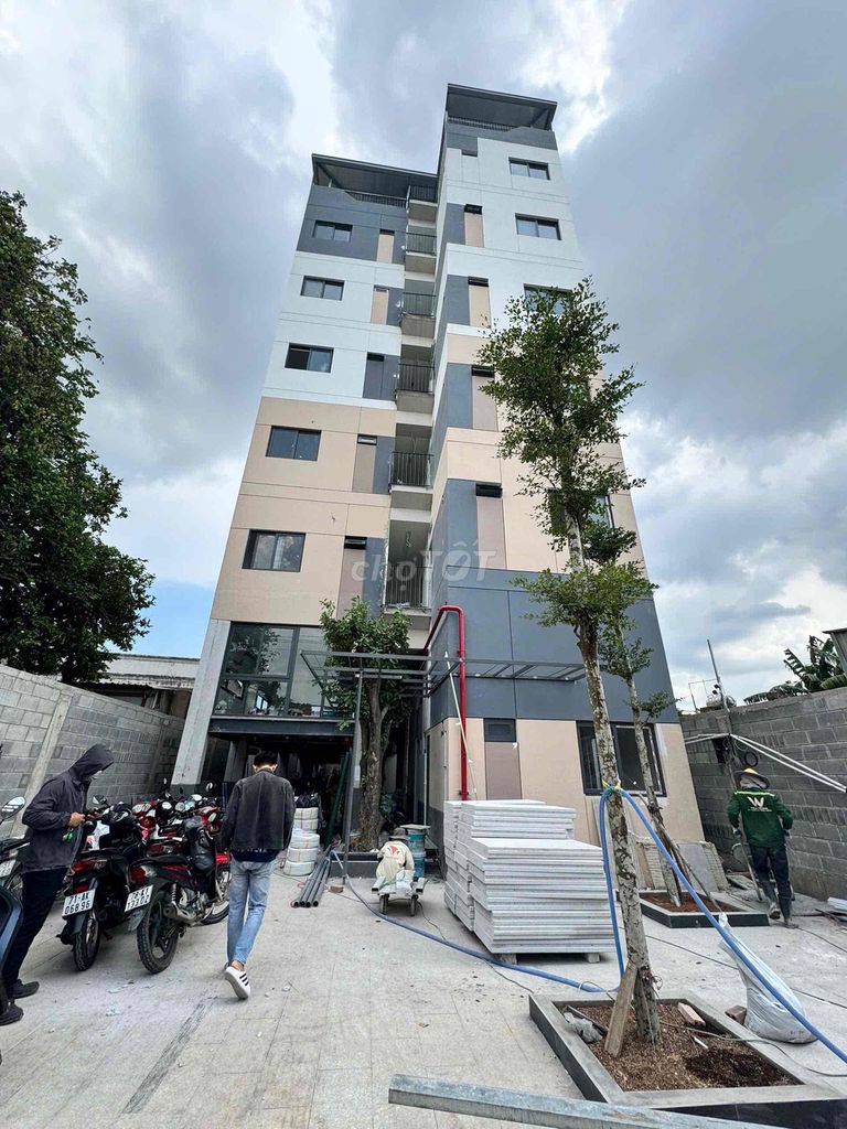 The new balconies built South-Lê Văn Việt.