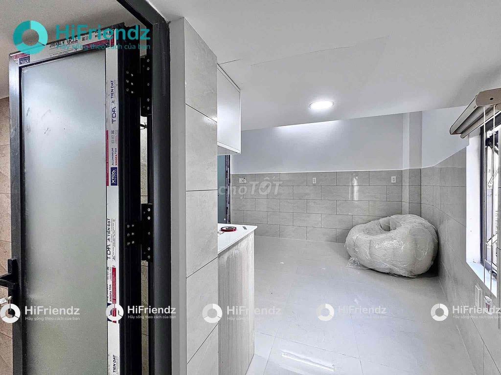 Rent a full-intracted room - modern design