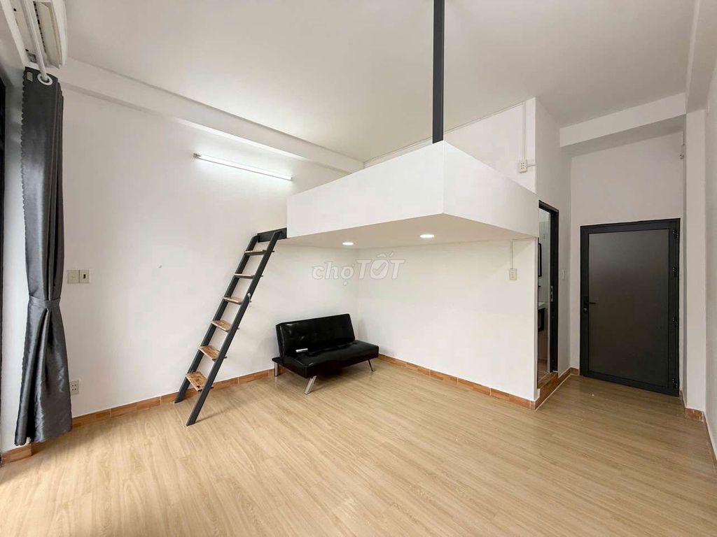 Rent a room with an internal security guard