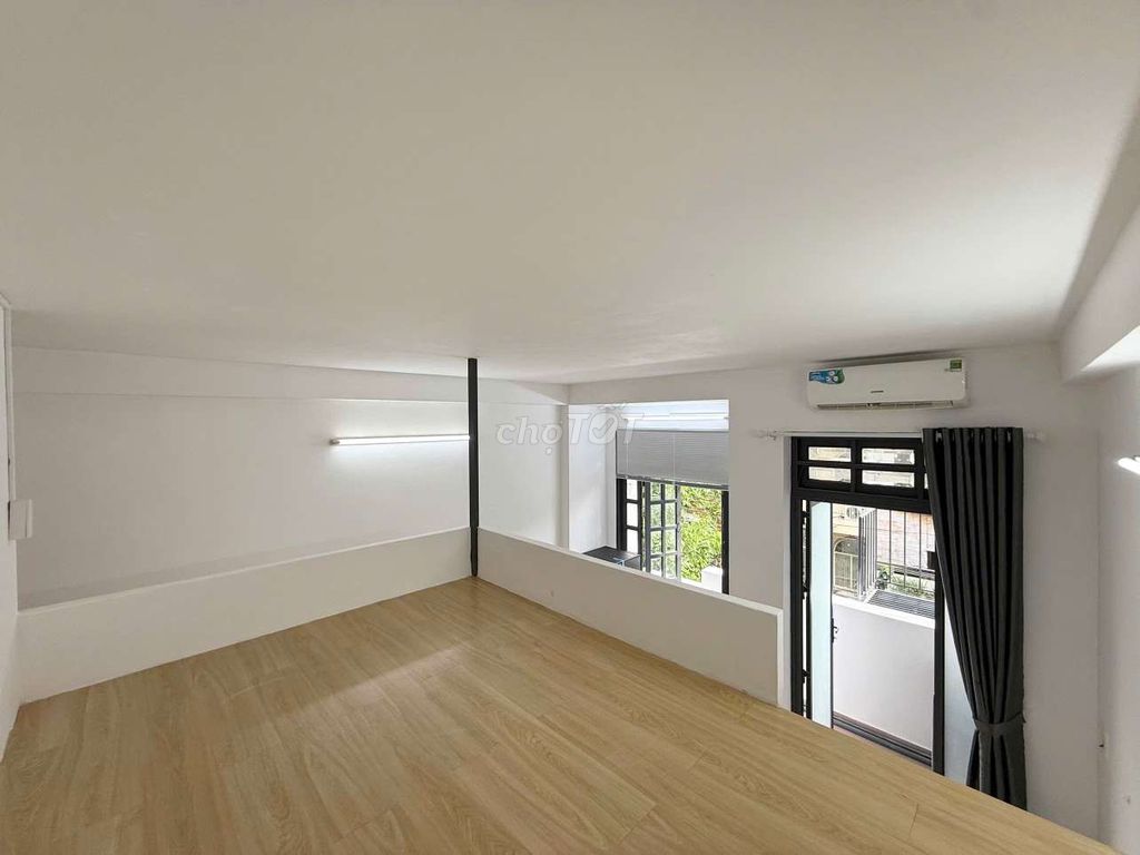 Rent a room with an internal security guard