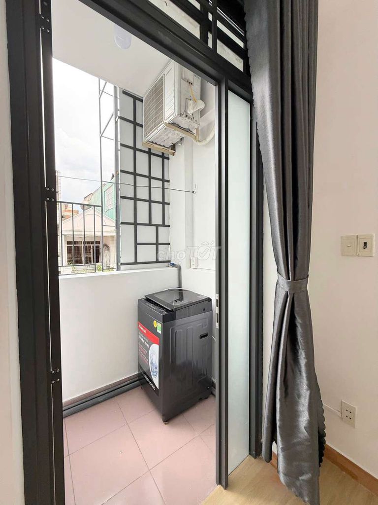 Rent a room with an internal security guard