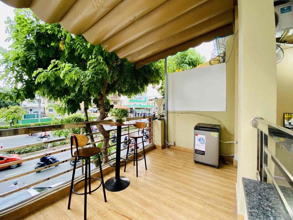 Hoàng Hoa Thám Public Room, full interior