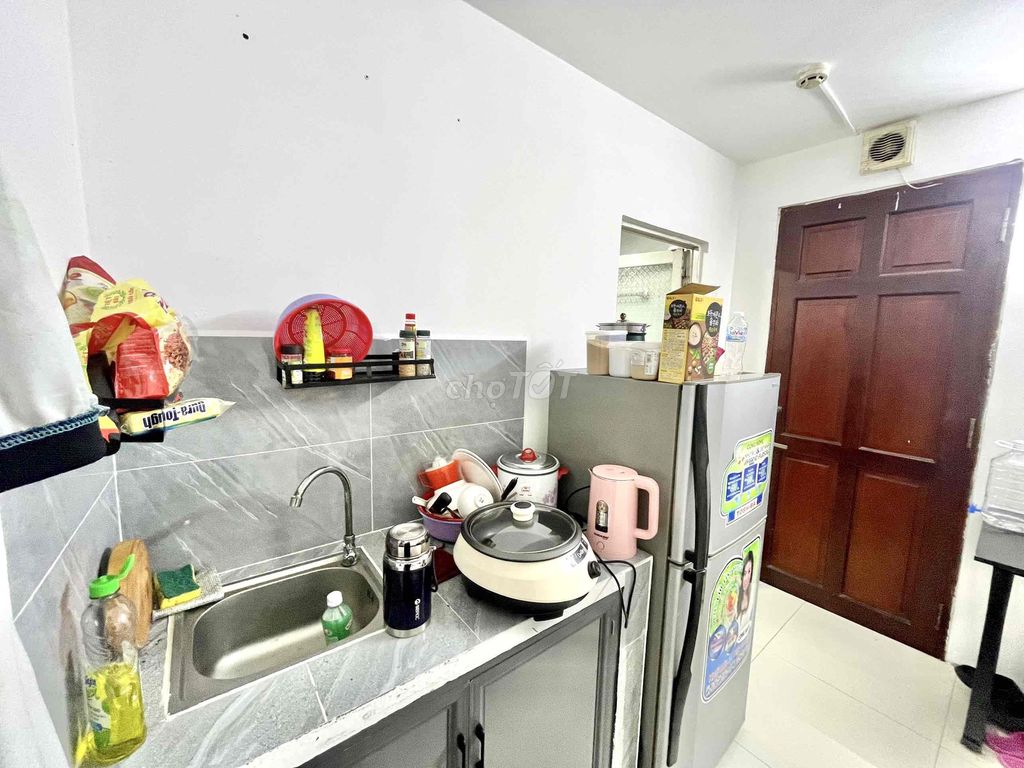 Hire Studio Full Seven, Seven Kings, United Hospital.
