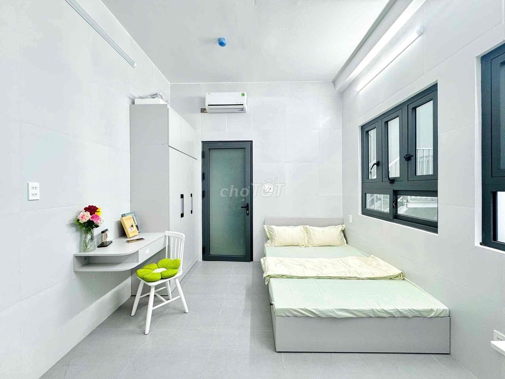 available full interior window
