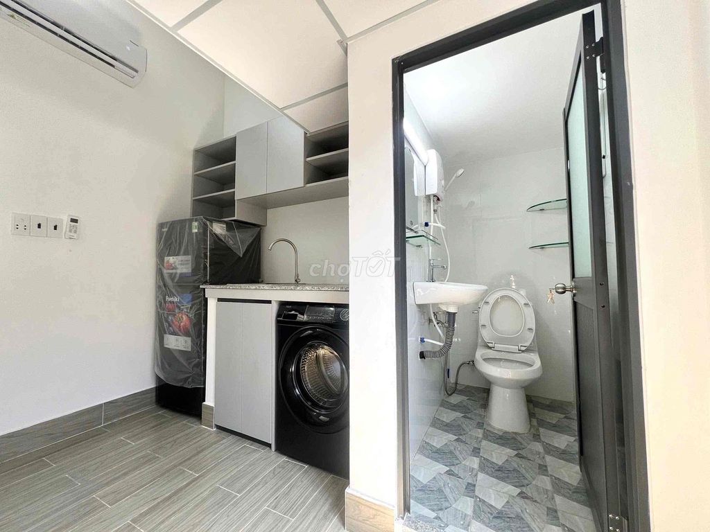 Private washing machine, sky near District 1