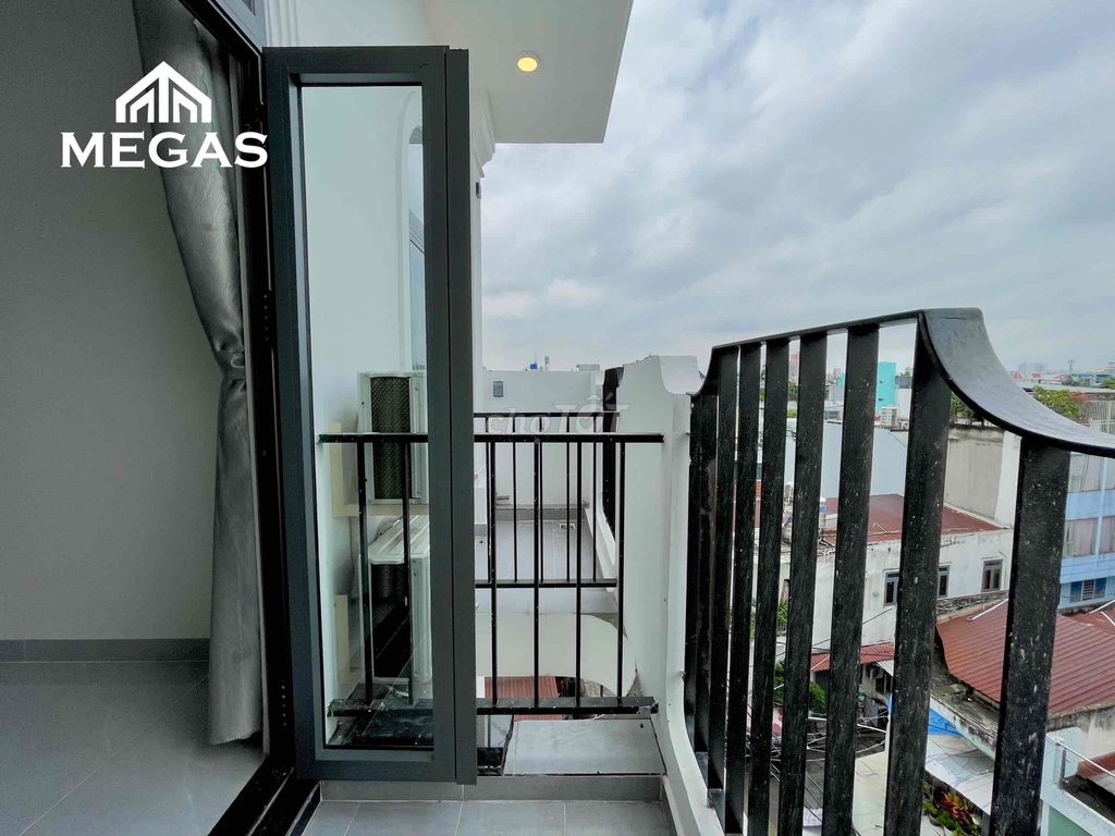 The new project is 100 percent duprix on a full interior balcony.