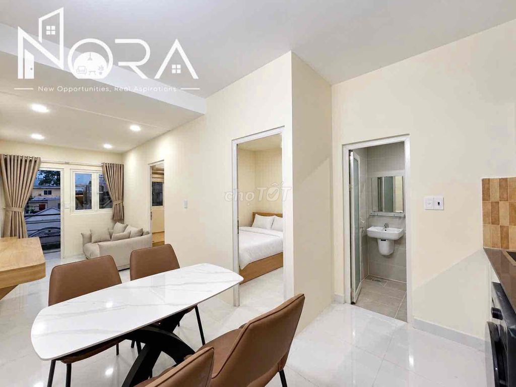 Two new balcony bedrooms. A full interior walking to Phạm Văn Hai Market.