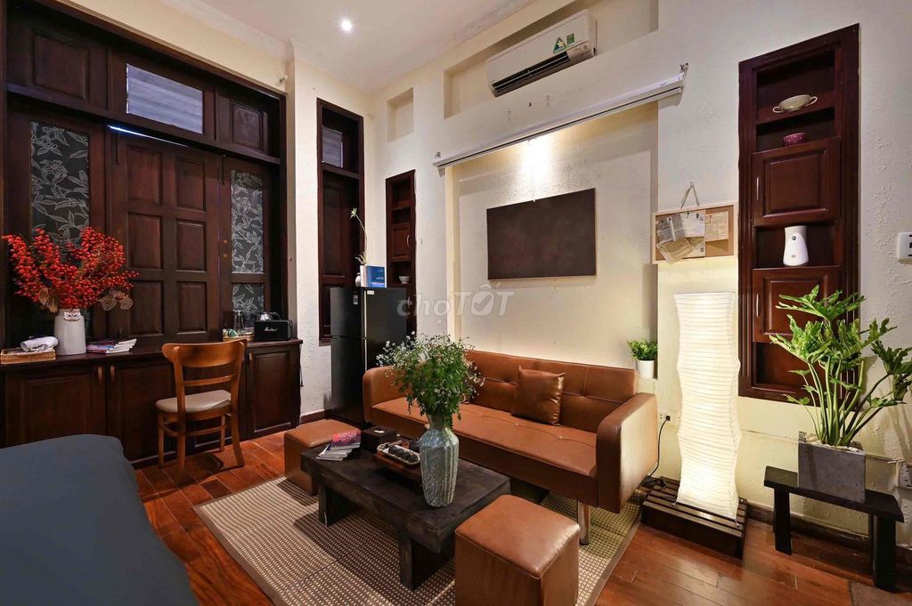 Rent apartment full interior 30 M2 – Nguyễn Trung Ngạn, District 1, near