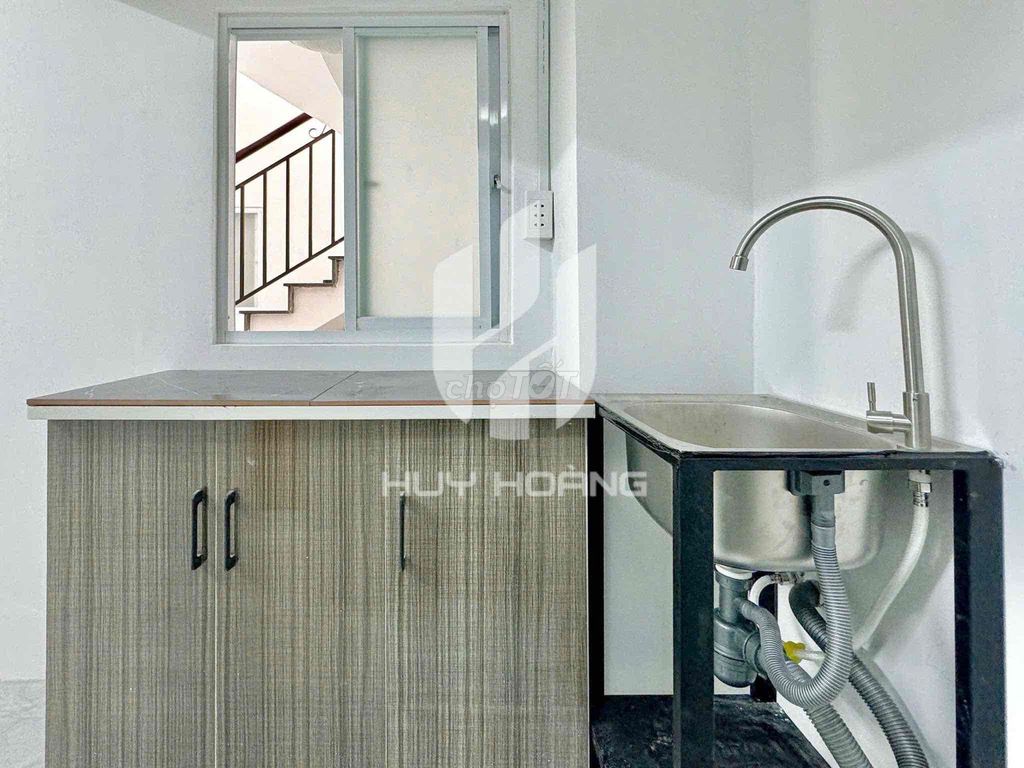 Rent Cát Lái apartment.