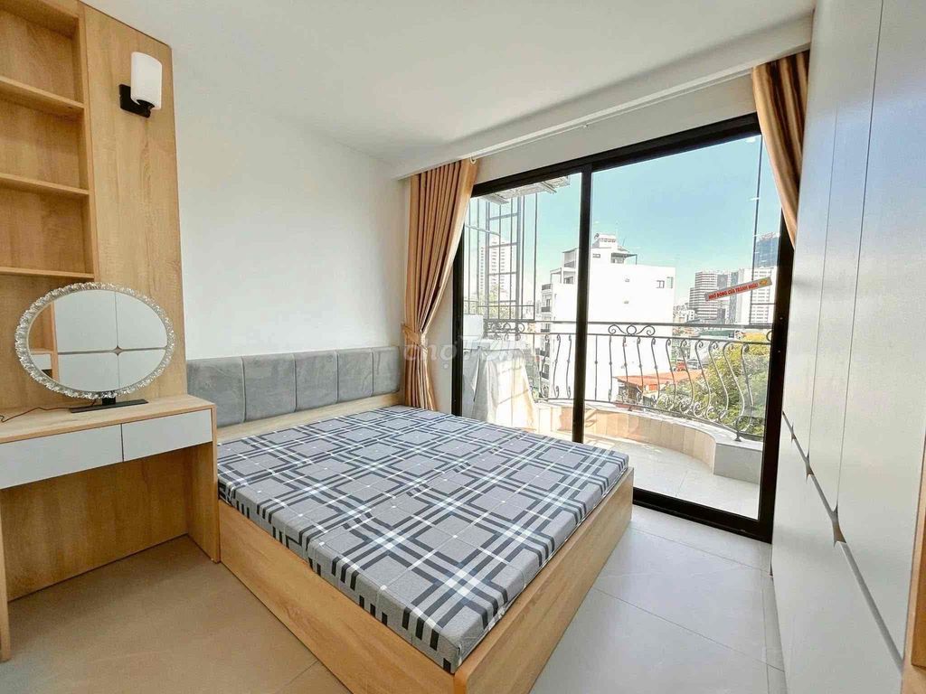 The brand new balcony studio near Tân Định.