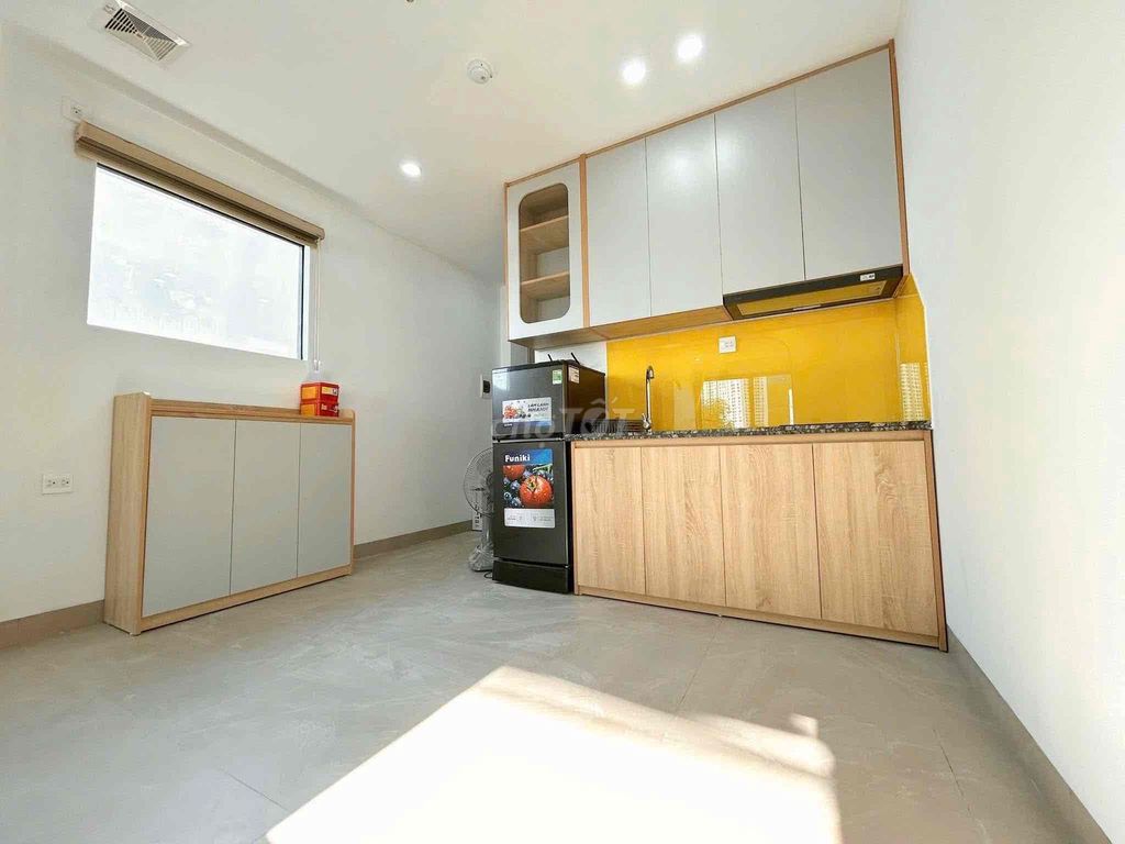 The brand new balcony studio near Tân Định.