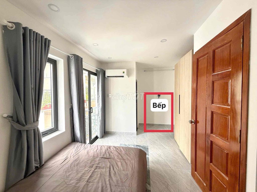 Opening the balcony studio apartment, new interior completion of District 3.