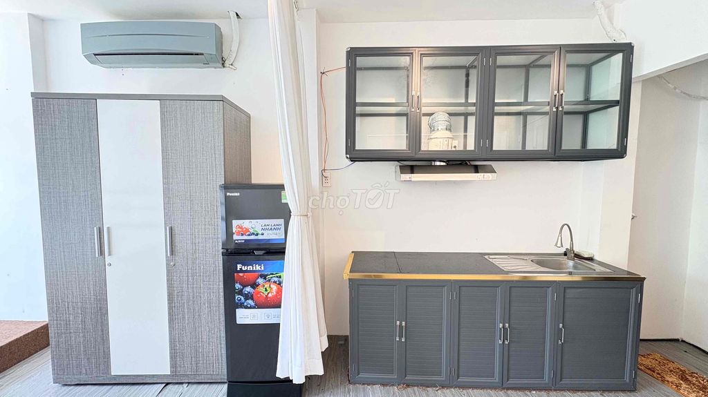 Rent the kitchen kitchenview Hoàng Sa power chill right on Tân Định.