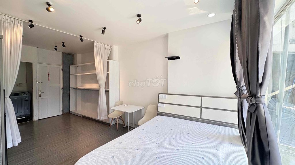 Rent the kitchen kitchenview Hoàng Sa power chill right on Tân Định.