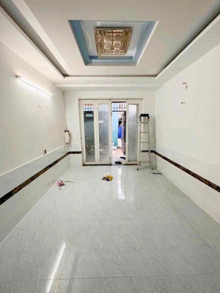 Rent the entire house Gò Vấp Phạm Văn Chiêu.