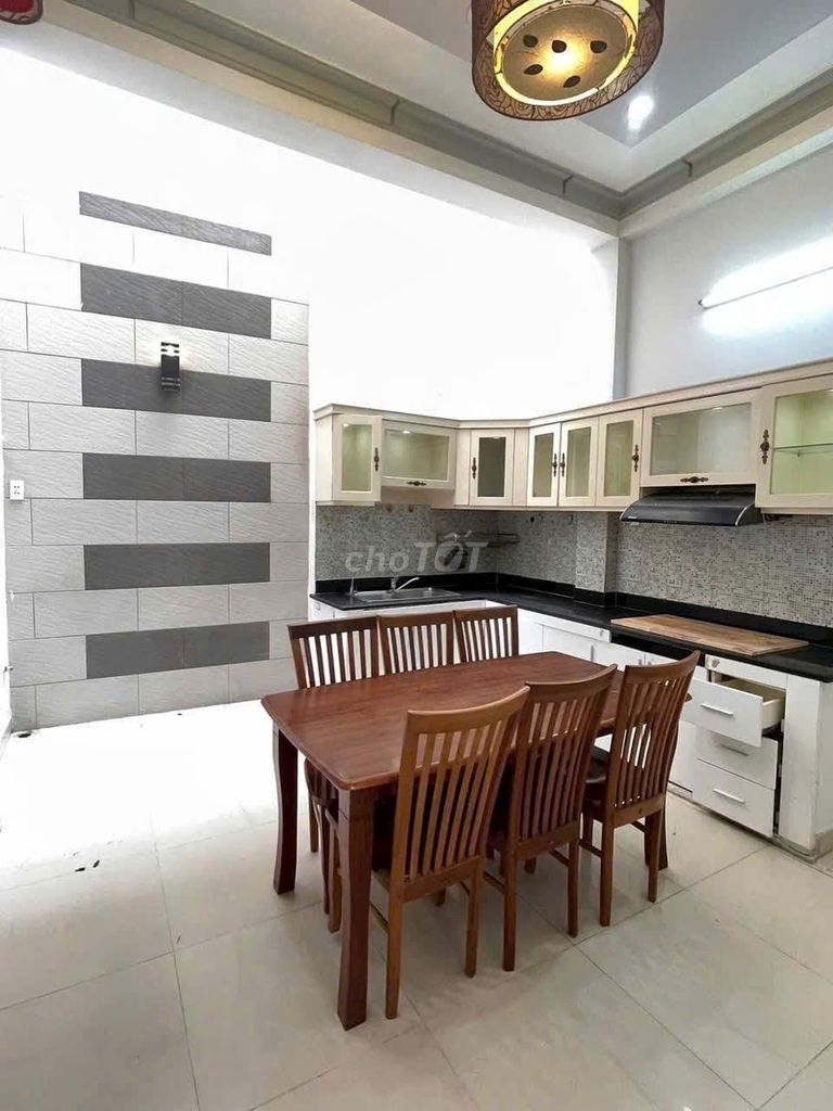 Private Home 1 Huỳnh Văn Bánh 2 bedrooms (99.7 m) 2 ready furniture, 14 million a month