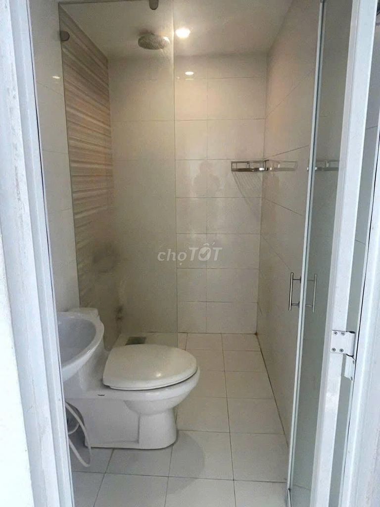 Private Home 1 Huỳnh Văn Bánh 2 bedrooms (99.7 m) 2 ready furniture, 14 million a month