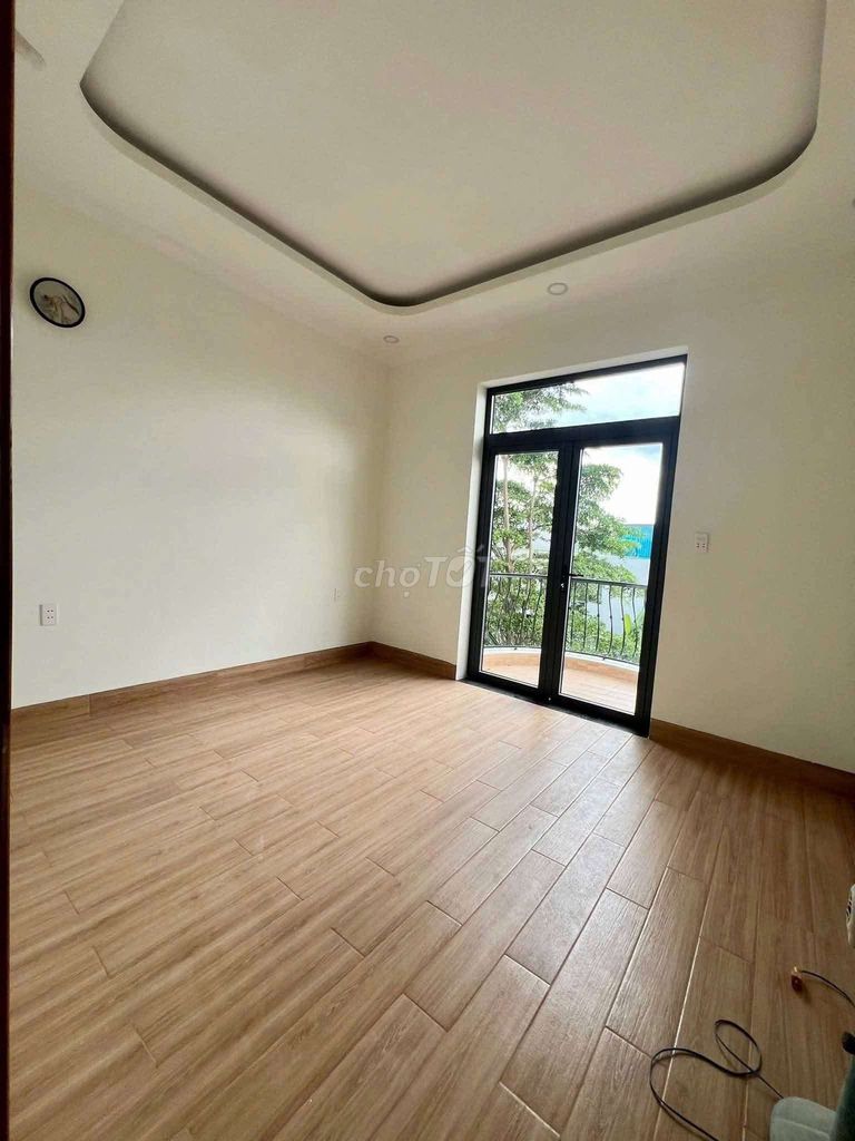 Nice new building. Long Trường rental. House one, second floor, four bedroom.