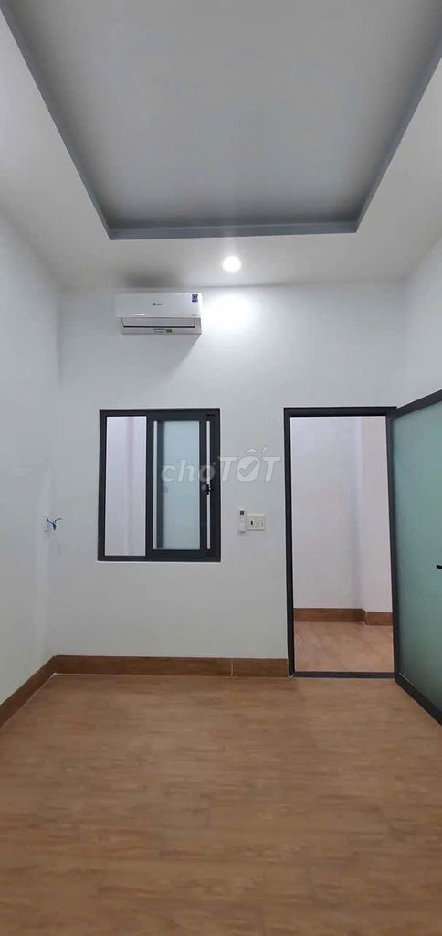 New house - 4 bedroom 2 toilets 6 Tam Phú street - right near the third church