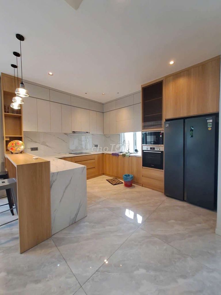 Rend the villa the peak gadden 600-dollar salary,Phú Mỹ, 7th.