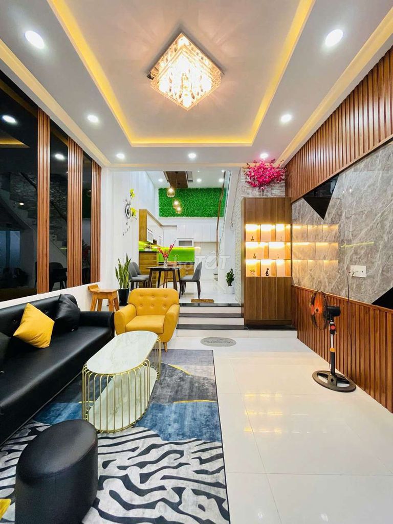 Rent phạm văn chiêu-714 Gò Vấp (4 x 11 m) car alley house 4 bedroom 3 toilets - 16 million a month